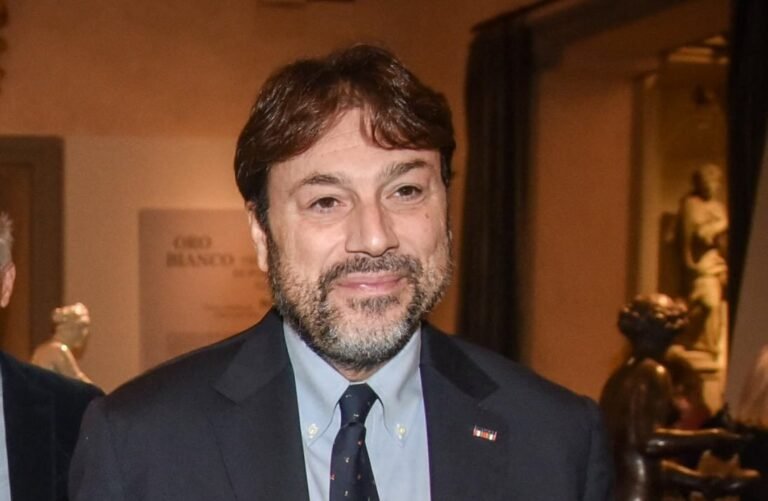 L’allontanamento Ingiustificato di Tommaso Montanari Dalla Fondazione Museo Ginori … Vizio Del Governo ?